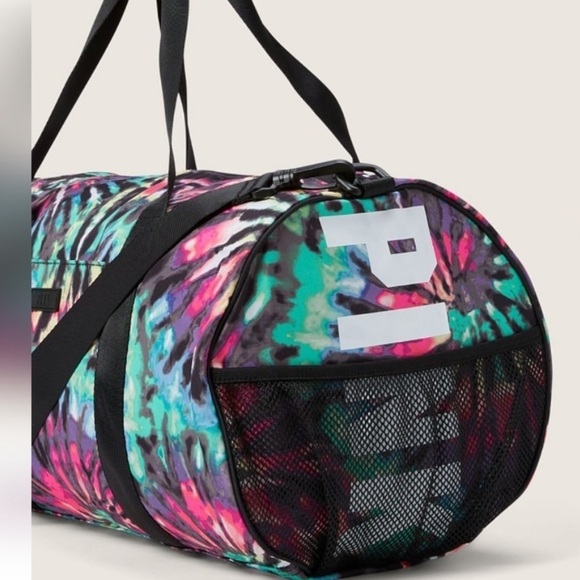 Victoria’s Secret black and tie-dye, duffel bag, shoulder strap and carry handle - Picture 4 of 10